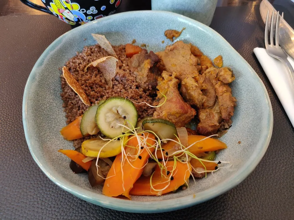 Sauté de Veau Avec Semoule de Sarrasin Et Légumes